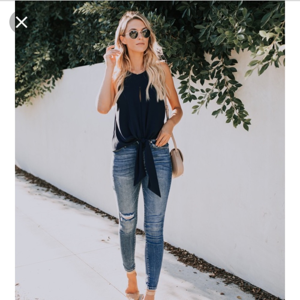 NWOT VICI Vitality tank navy blue